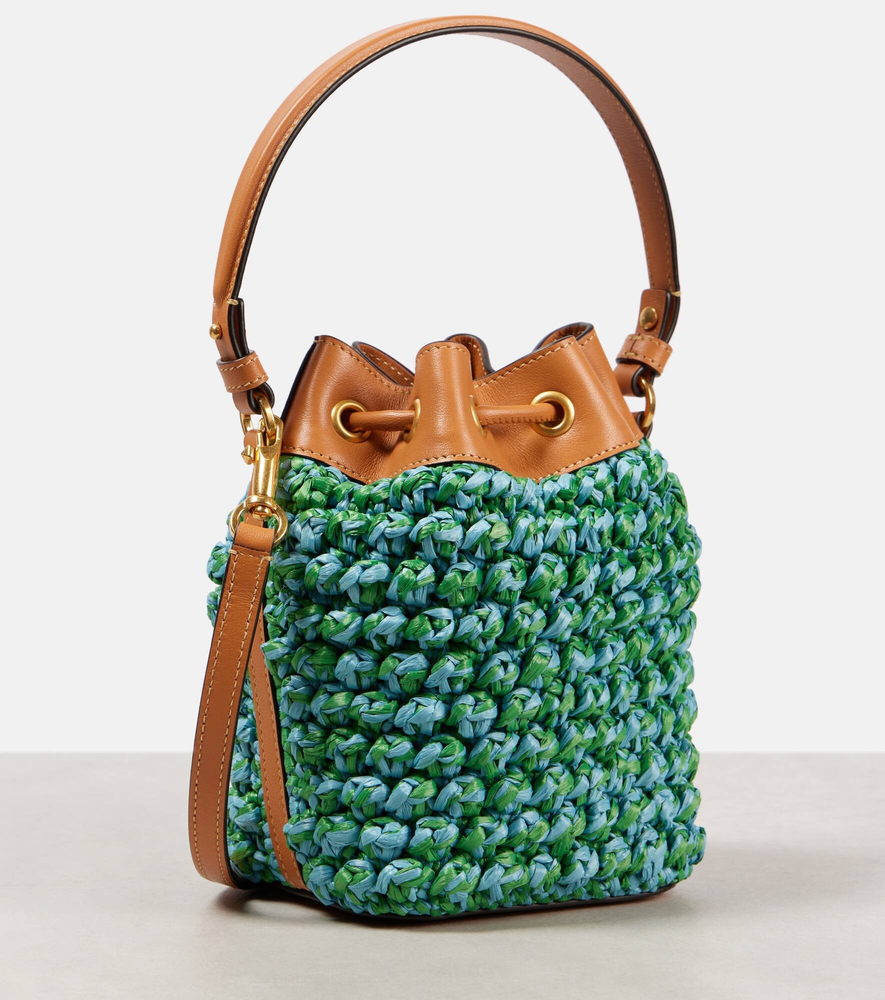 VLogo Mini embellished raffia bucket bag - 4