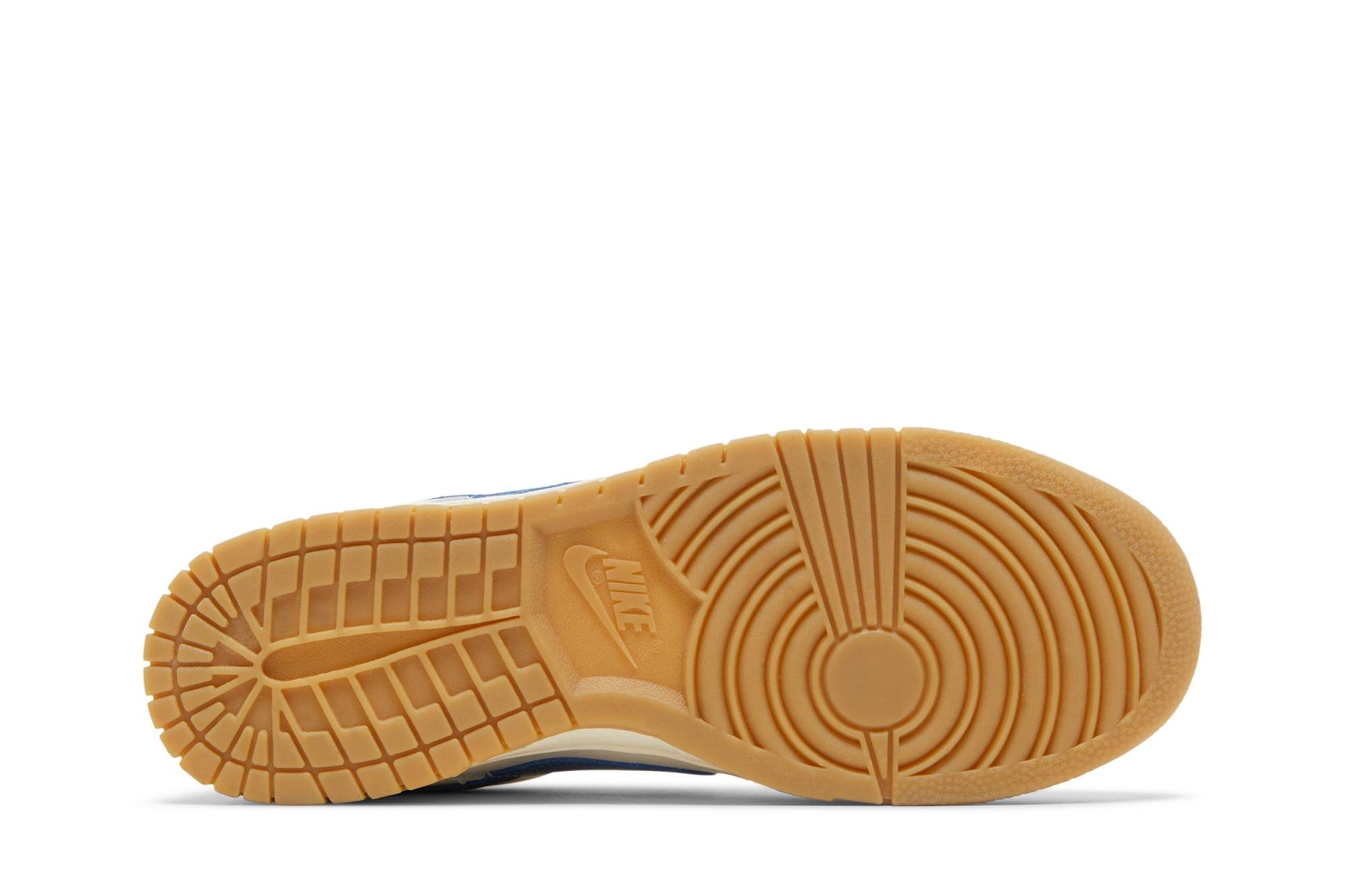 Dunk Low SE 'Sail Game Royal Gum' - 4