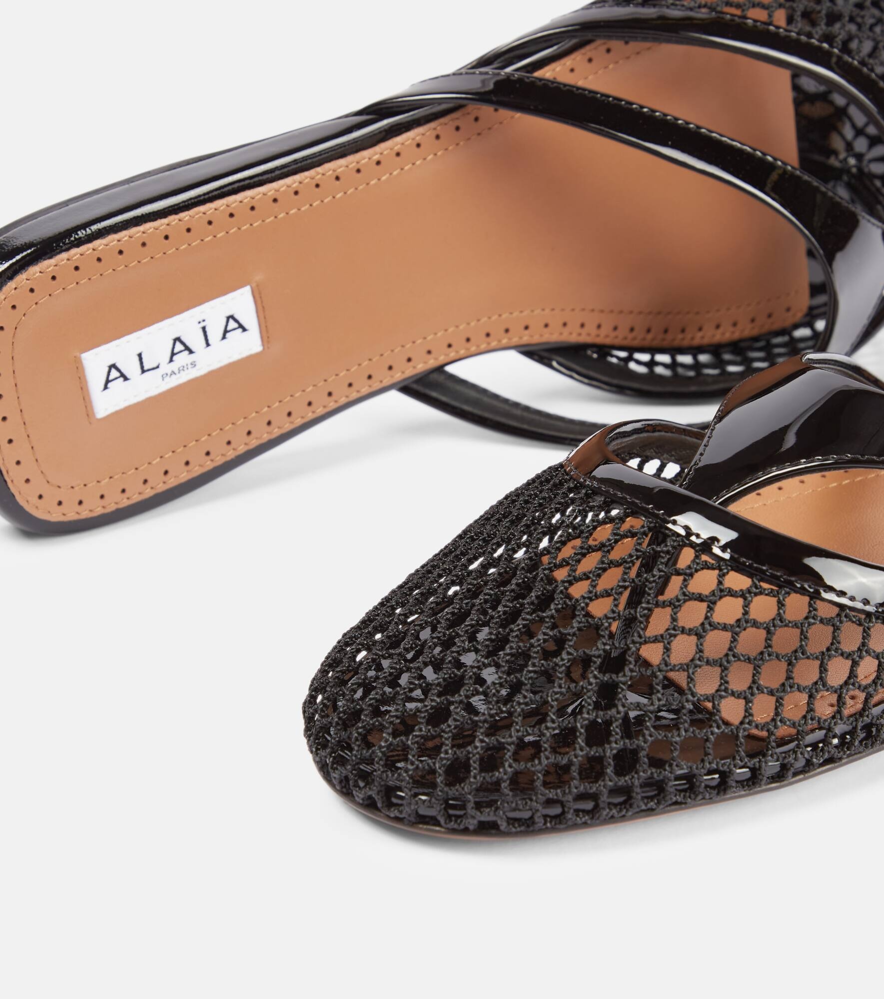 Infradito fishnet leather-trimmed mules - 5