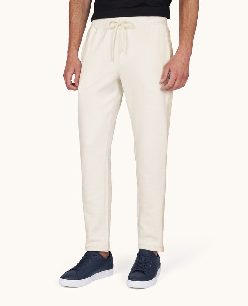 SPORT PANTS IN ACTIVE FLEECE WITH MICROFIBER DETAILS 5