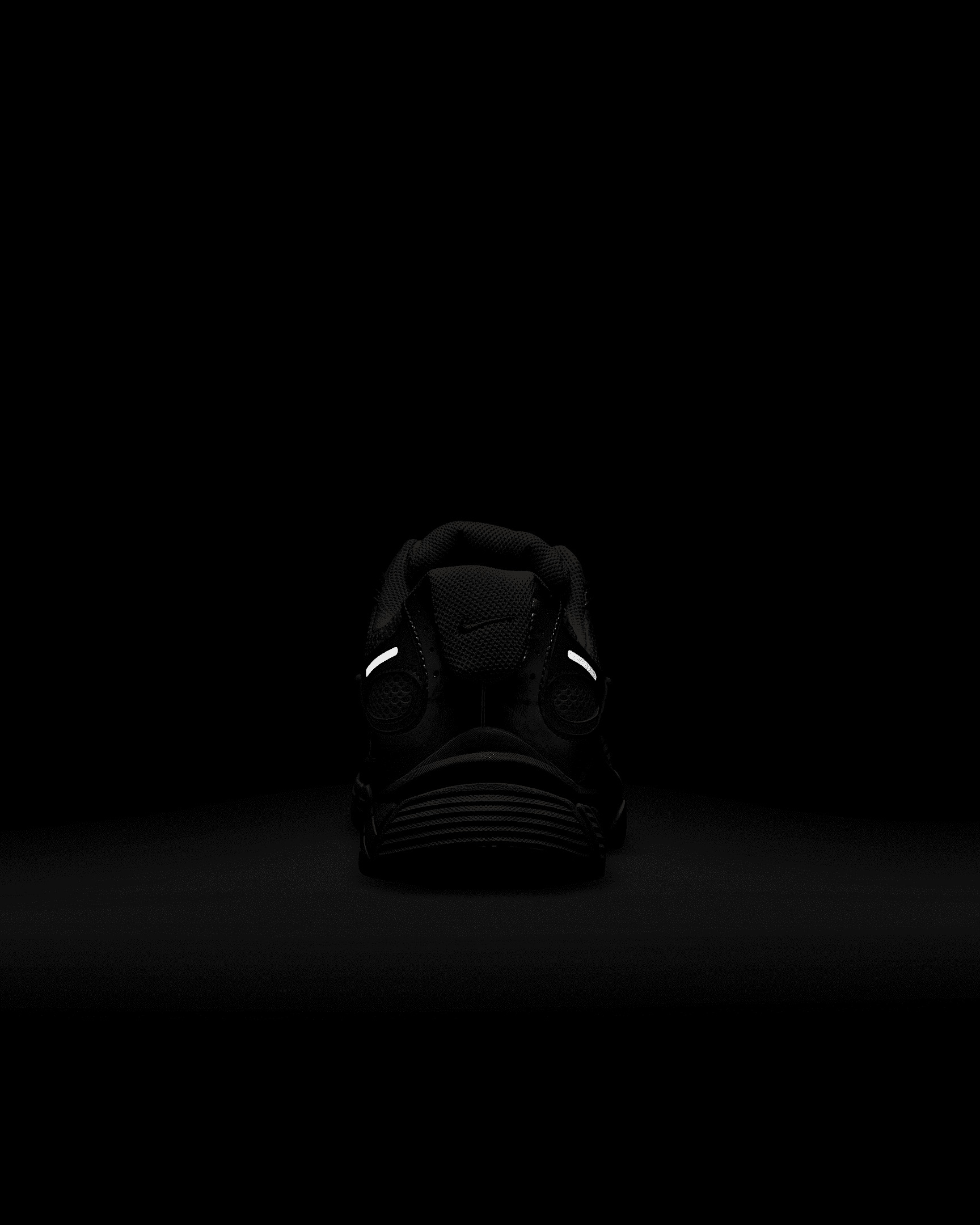 Nike V5 RNR Men's Shoes - 10