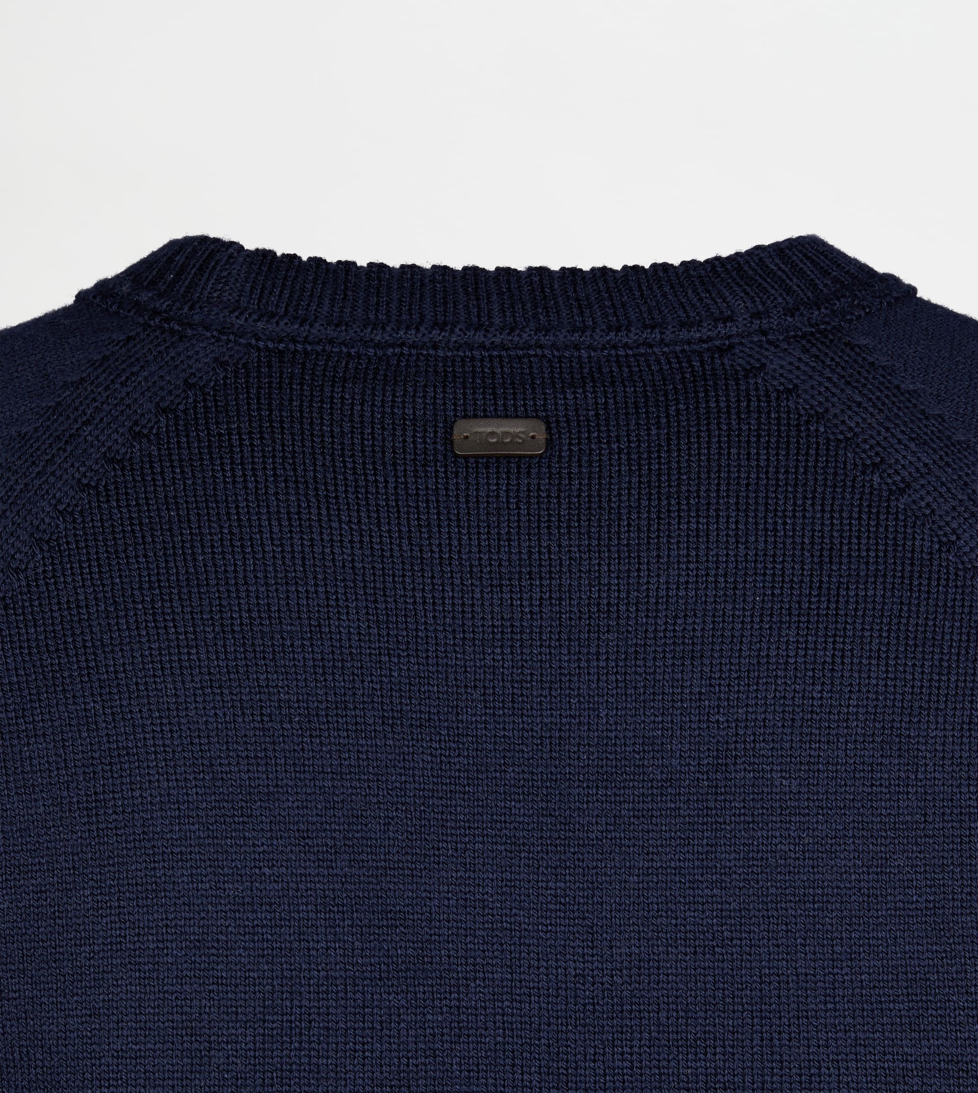 ROUND-NECK PULLOVER IN MERINO WOOL - BLUE - 8