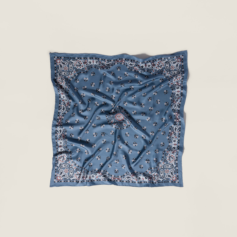 Printed silk scarf 3