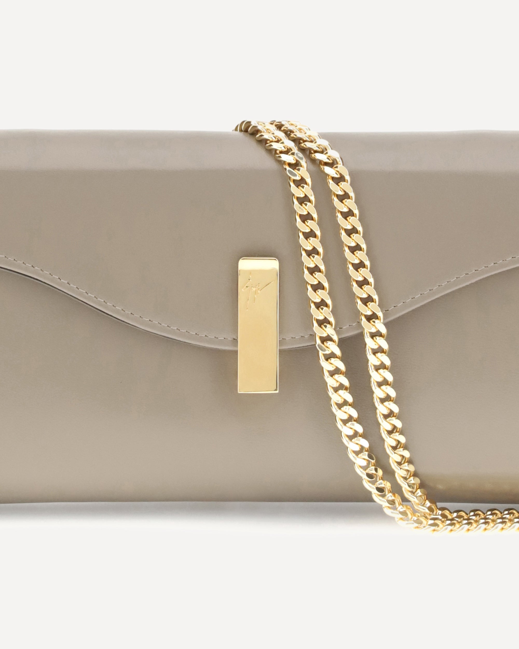 Flutie Clutch Bag - 4
