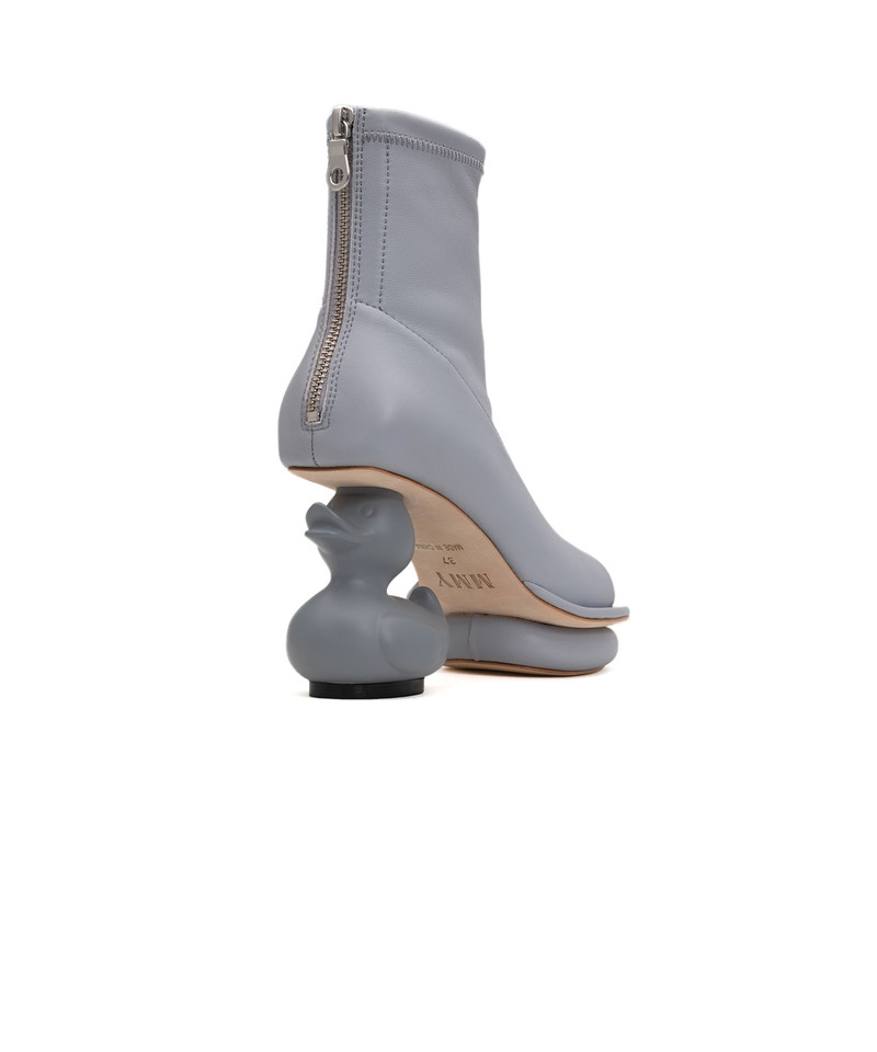 Duck Heel Boots 23