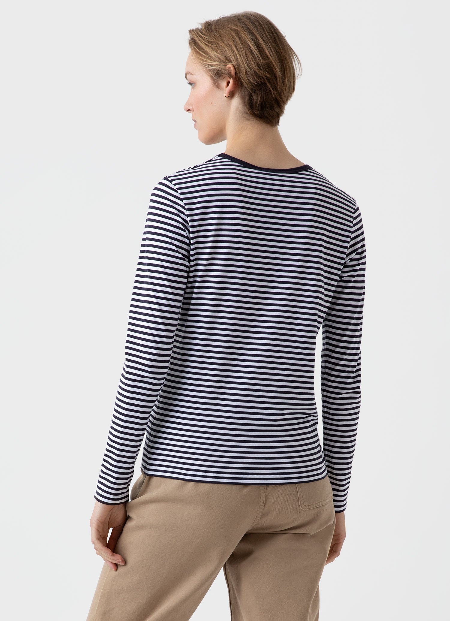 Long Sleeve Crew Neck T‑shirt - 4