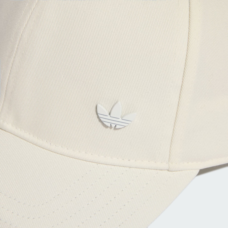 Everyday Icons Cap With Tonal Metal Trefoil 3