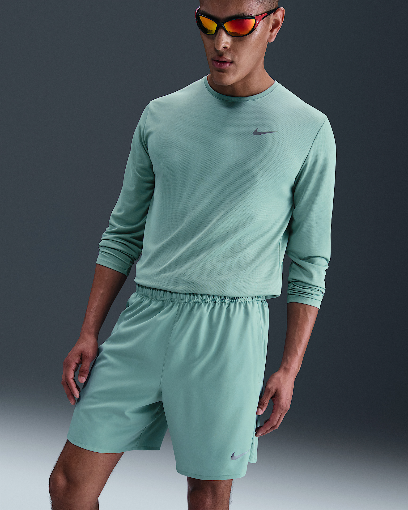 Nike Challenger Men's Dri-FIT 7" Brief-Lined Running Shorts - 2