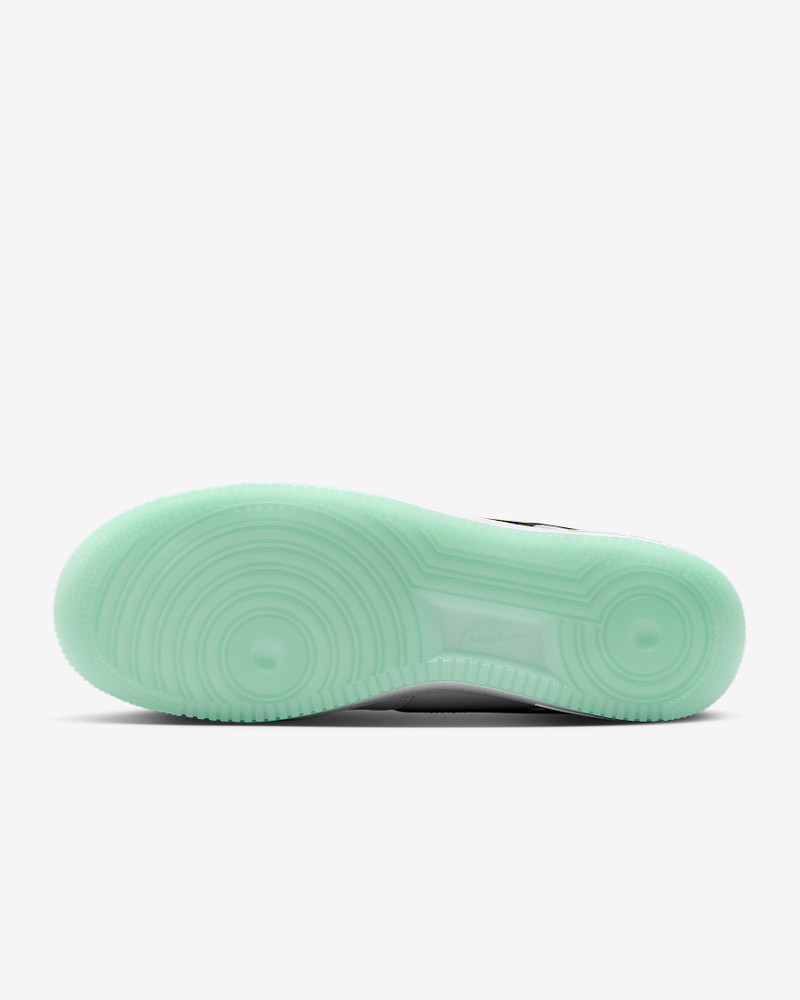 Nike Nike Air Force 1 '07 Men's Shoes outlook