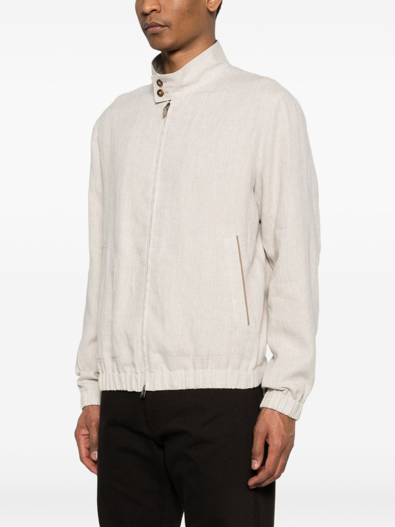 zip-up jacket 3