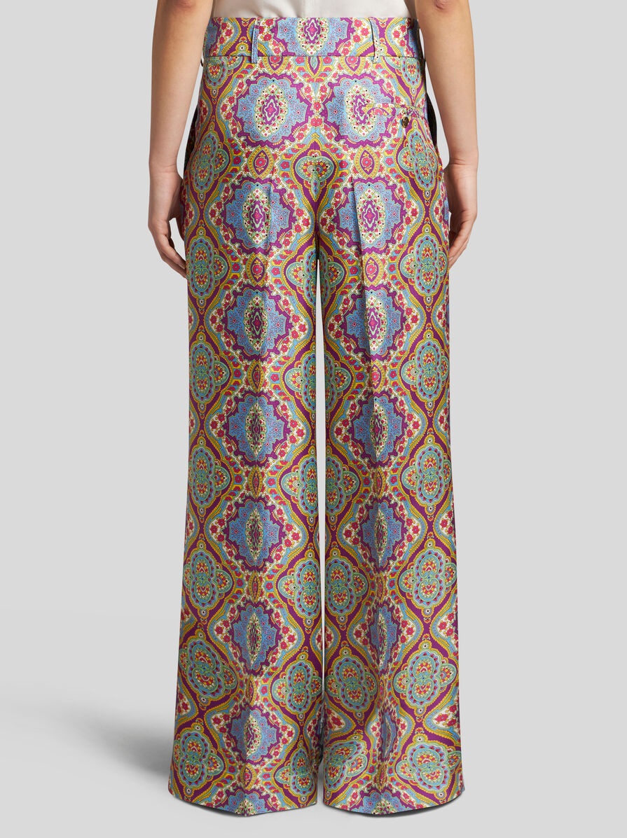 SILK TROUSERS WITH MEDALLION PRINT - 5