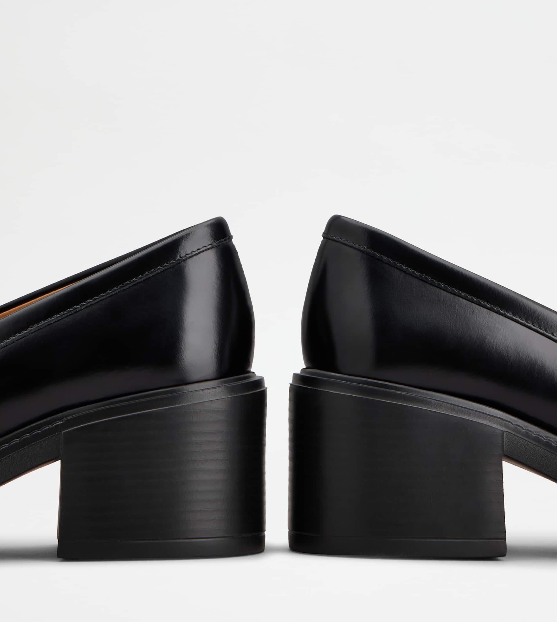 LOAFERS IN LEATHER - BLACK - 4