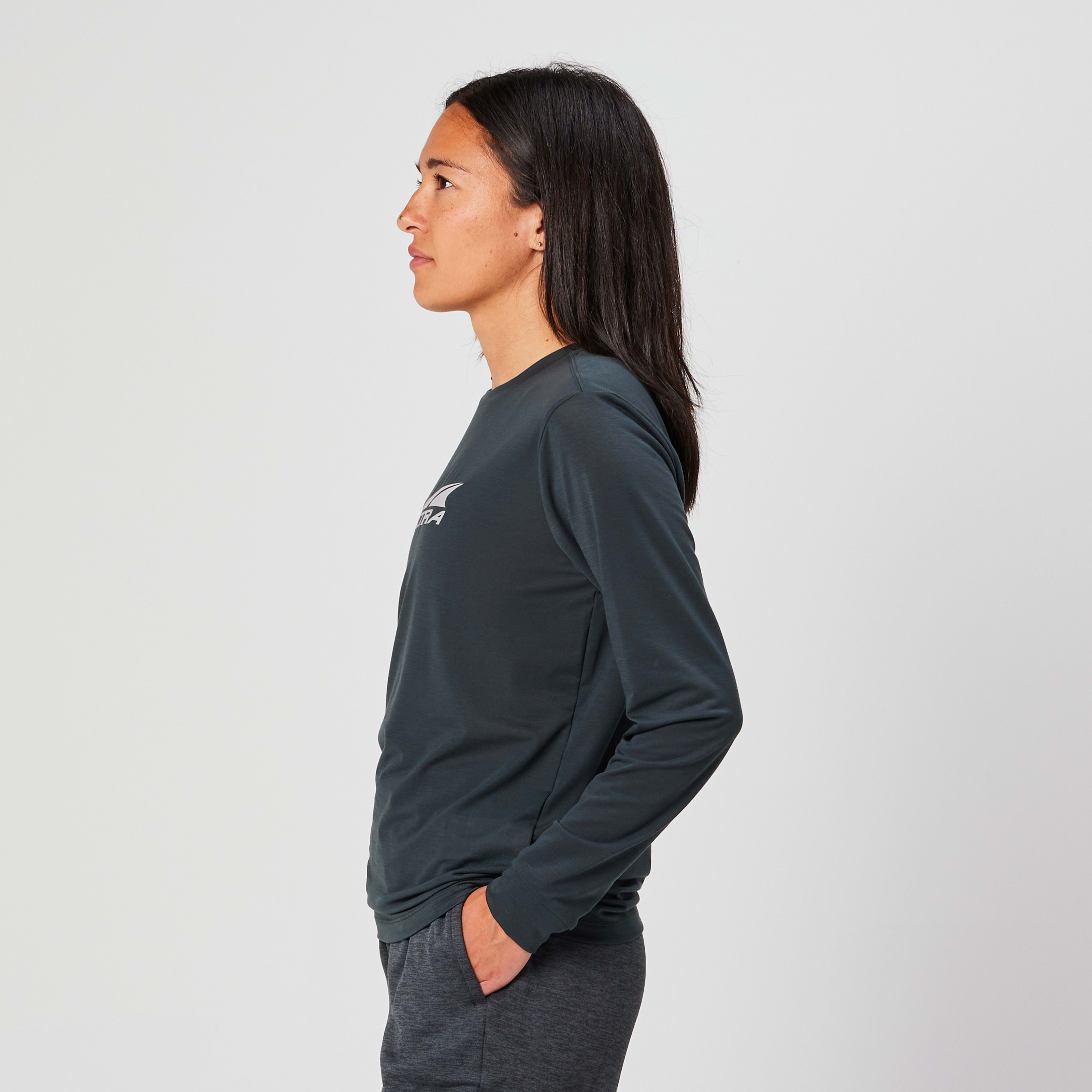 Women's Everyday Performance Long Sleeve - 3