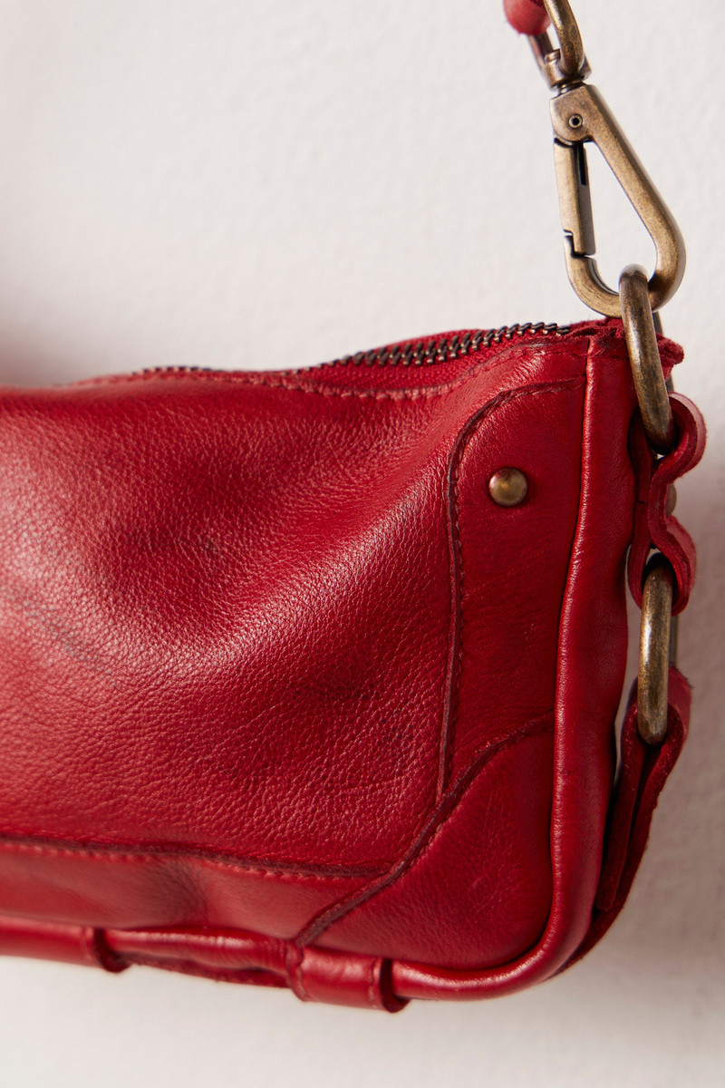 Lillie Leather Shoulder Bag 4
