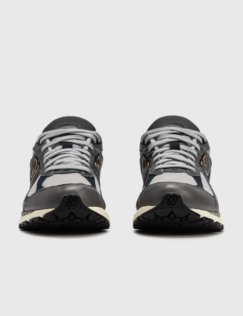 New Balance 2002R outlook