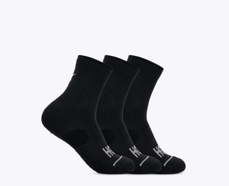 Quarter Run Sock 3-Pack in Black/Black/Black 1