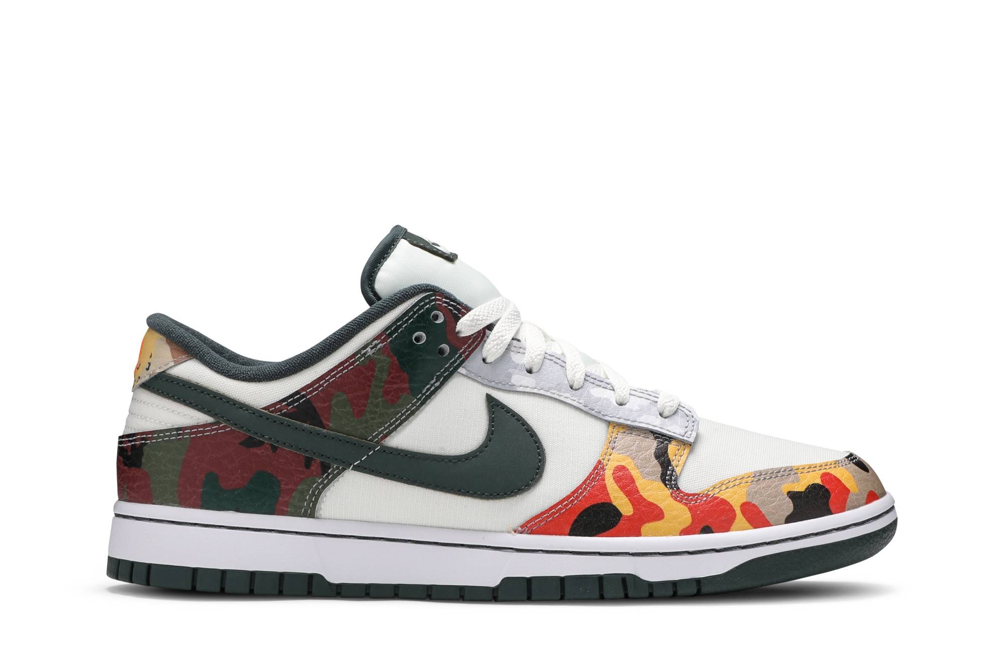 Dunk Low SE 'Sail Multi-Camo' - 1