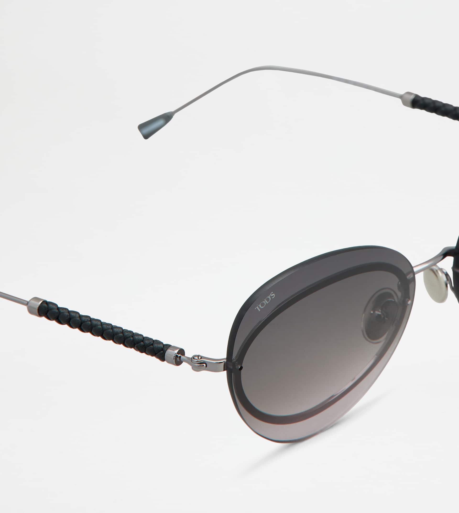 TEARDROP SUNGLASSES WITH TEMPLES IN LEATHER - GREY - 4