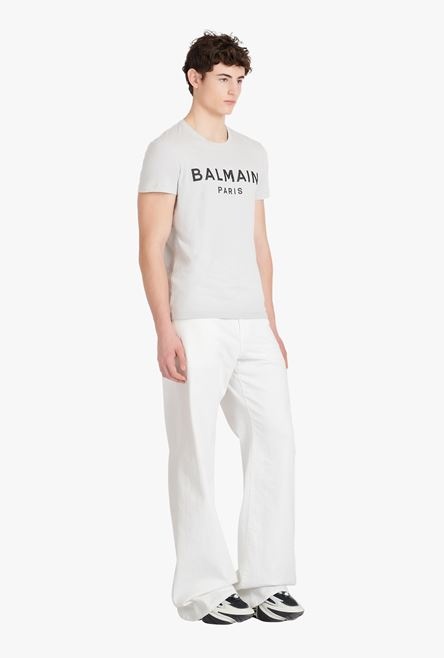 Light gray eco-designed cotton T-shirt with black Balmain Paris logo print - 7