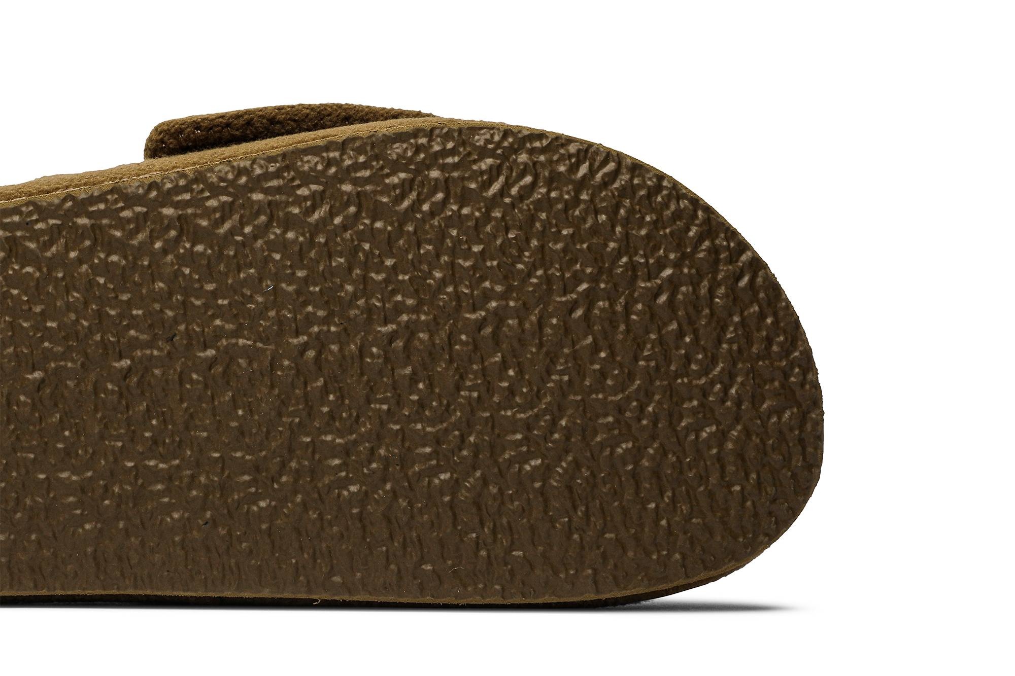 Yeezy Season 7 Fleece Slide 'Trench' - 5