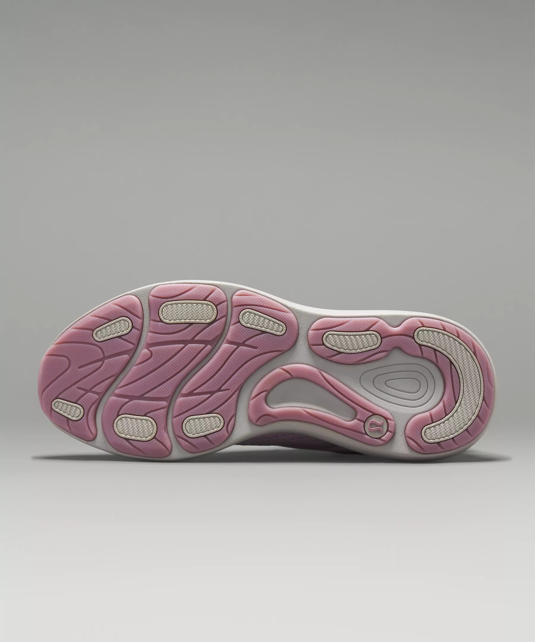Chargefeel Low Women's Workout Shoe - 7