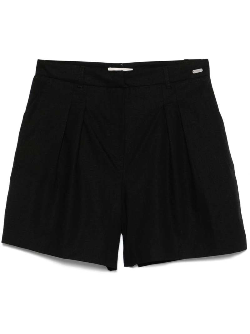 Luna shorts 1