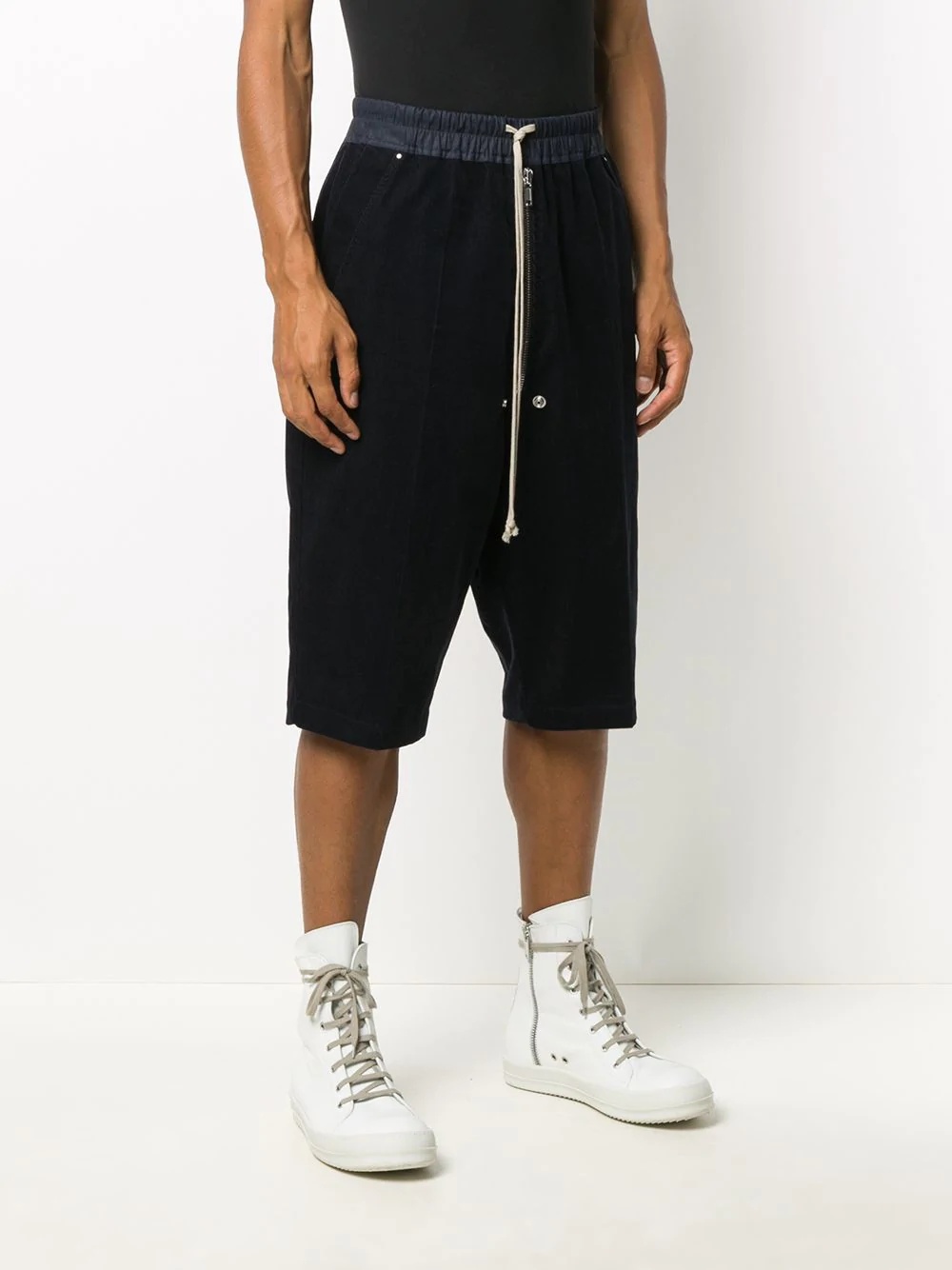 drop-crotch drawstring shorts  - 3