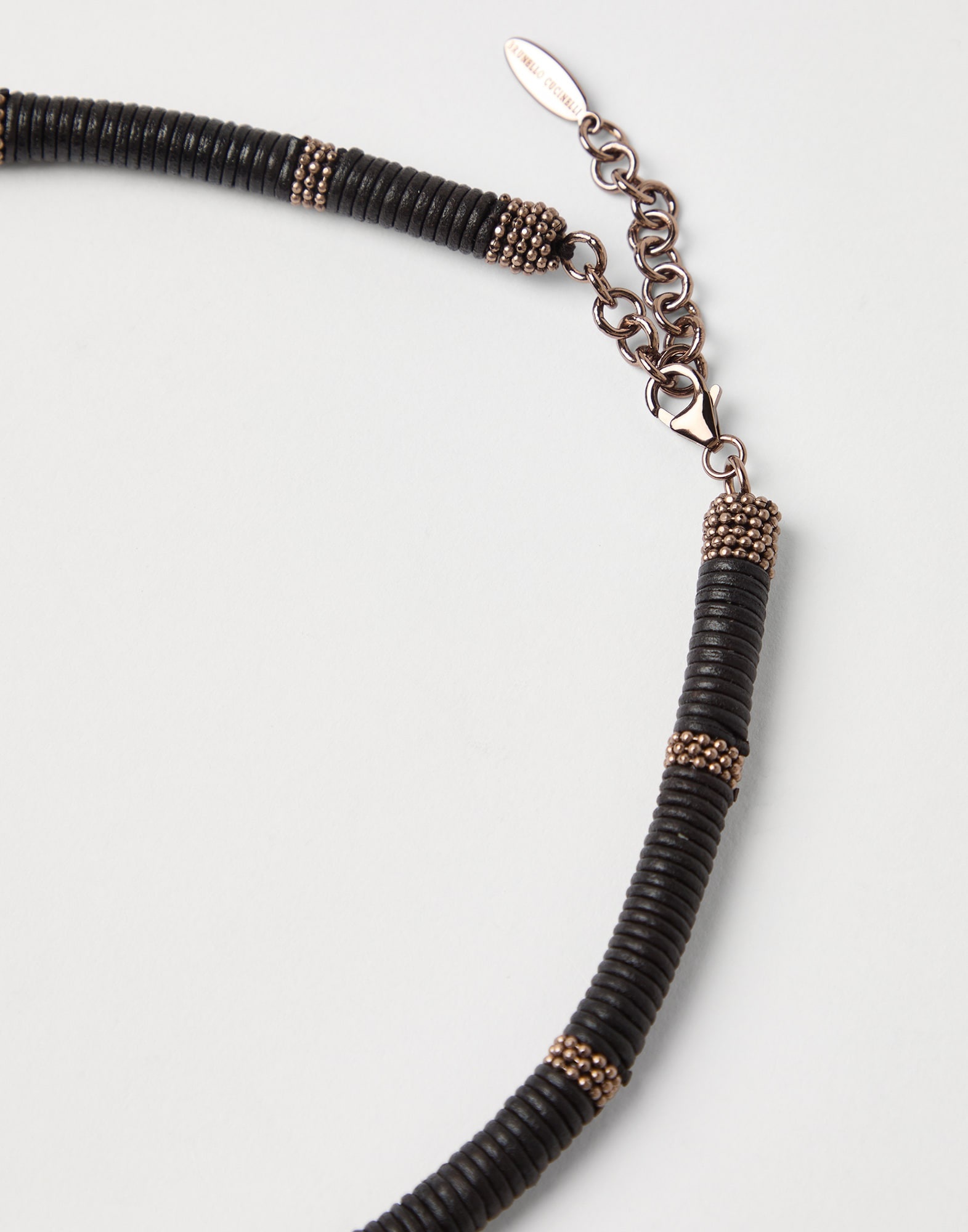Wrapped leather necklace with monili - 2