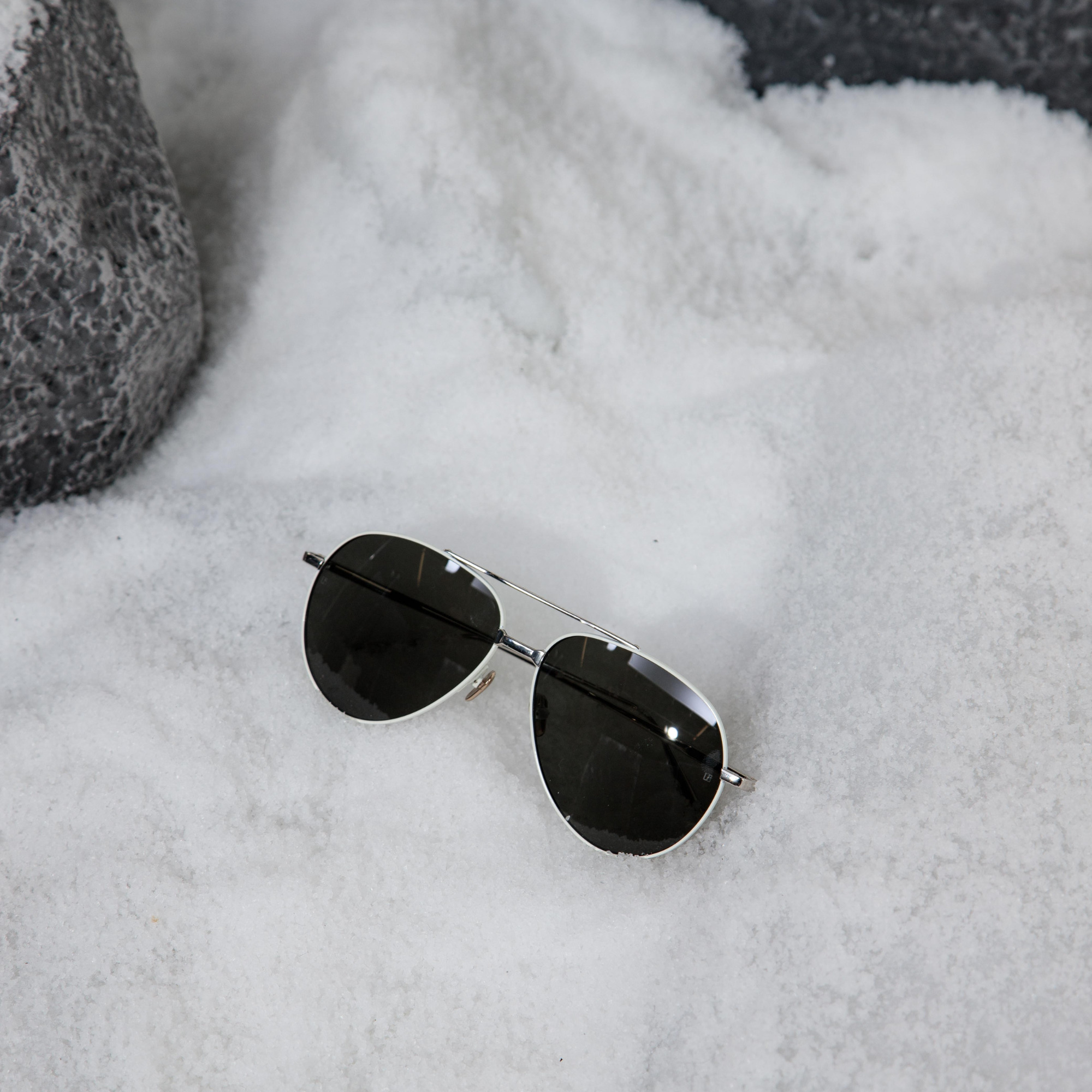 MEN'S MARCELO AVIATOR SUNGLASSES IN WHITE - 12
