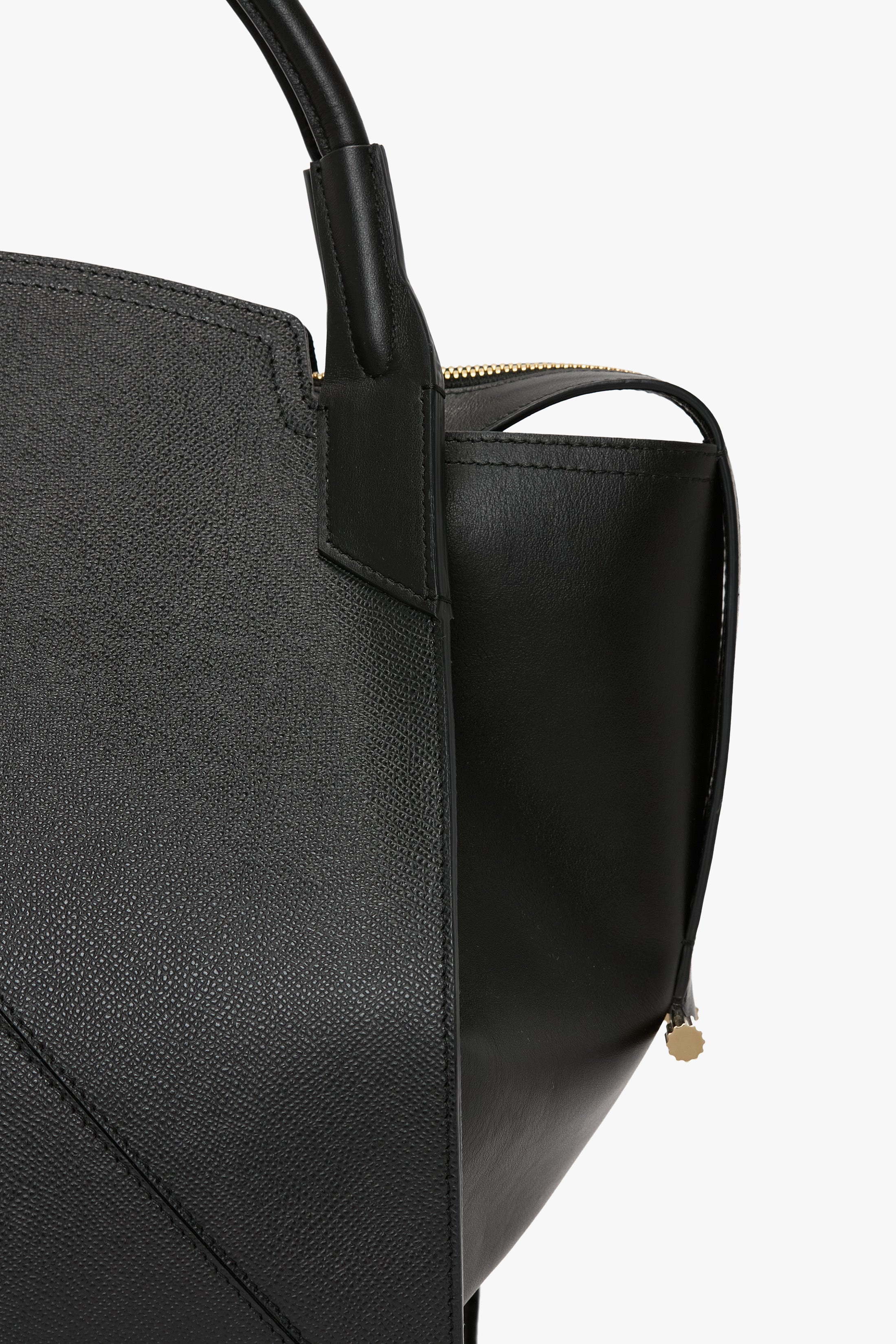 Victoria Bag In Black Grained Leather - 7