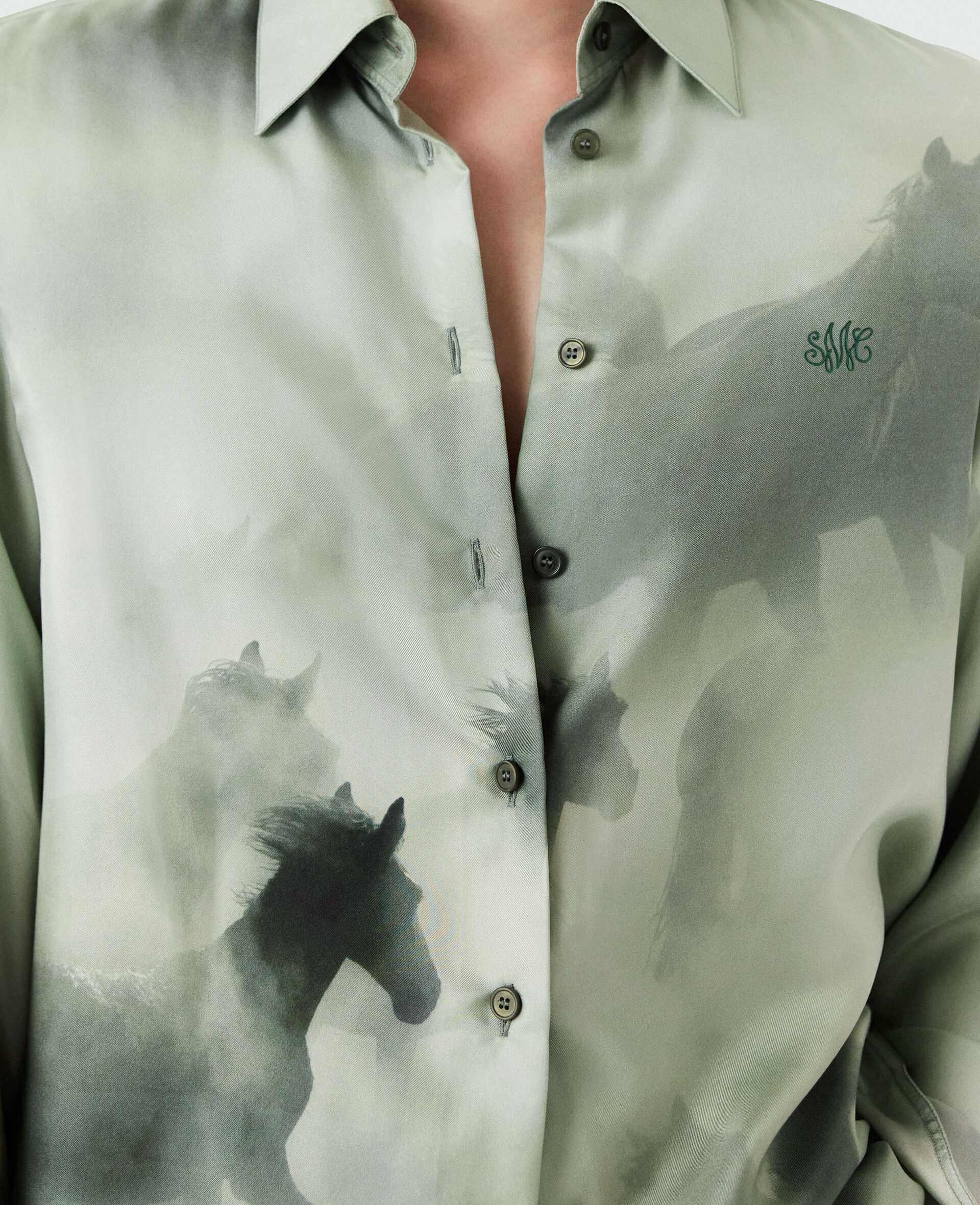 Oversized Horse Print Shirt - 4