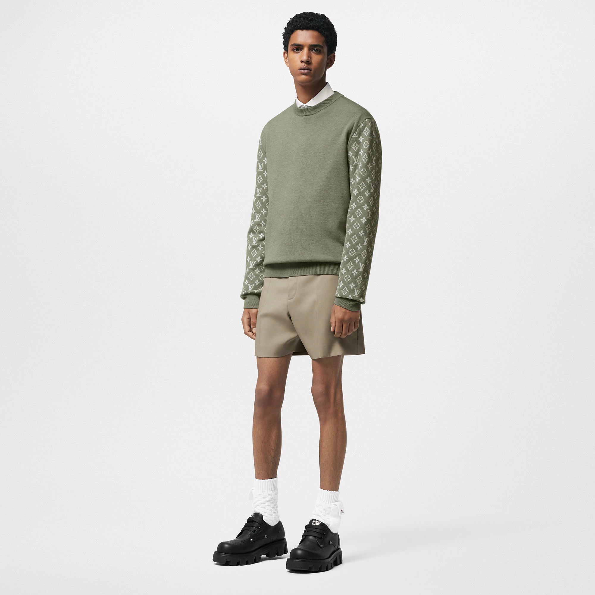 Long-Sleeved Cashmere Mix Signature Crewneck - 4