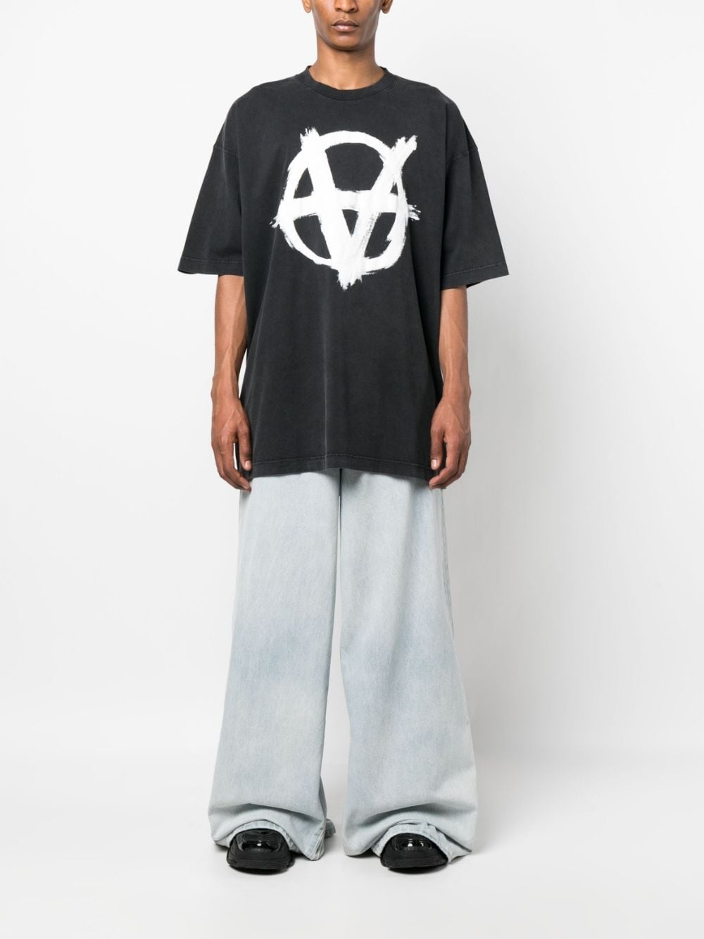 reverse anarchy-print T-shirt - 2