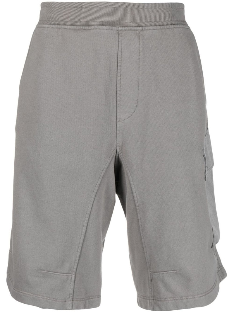 side flap-pocket detail shorts 1