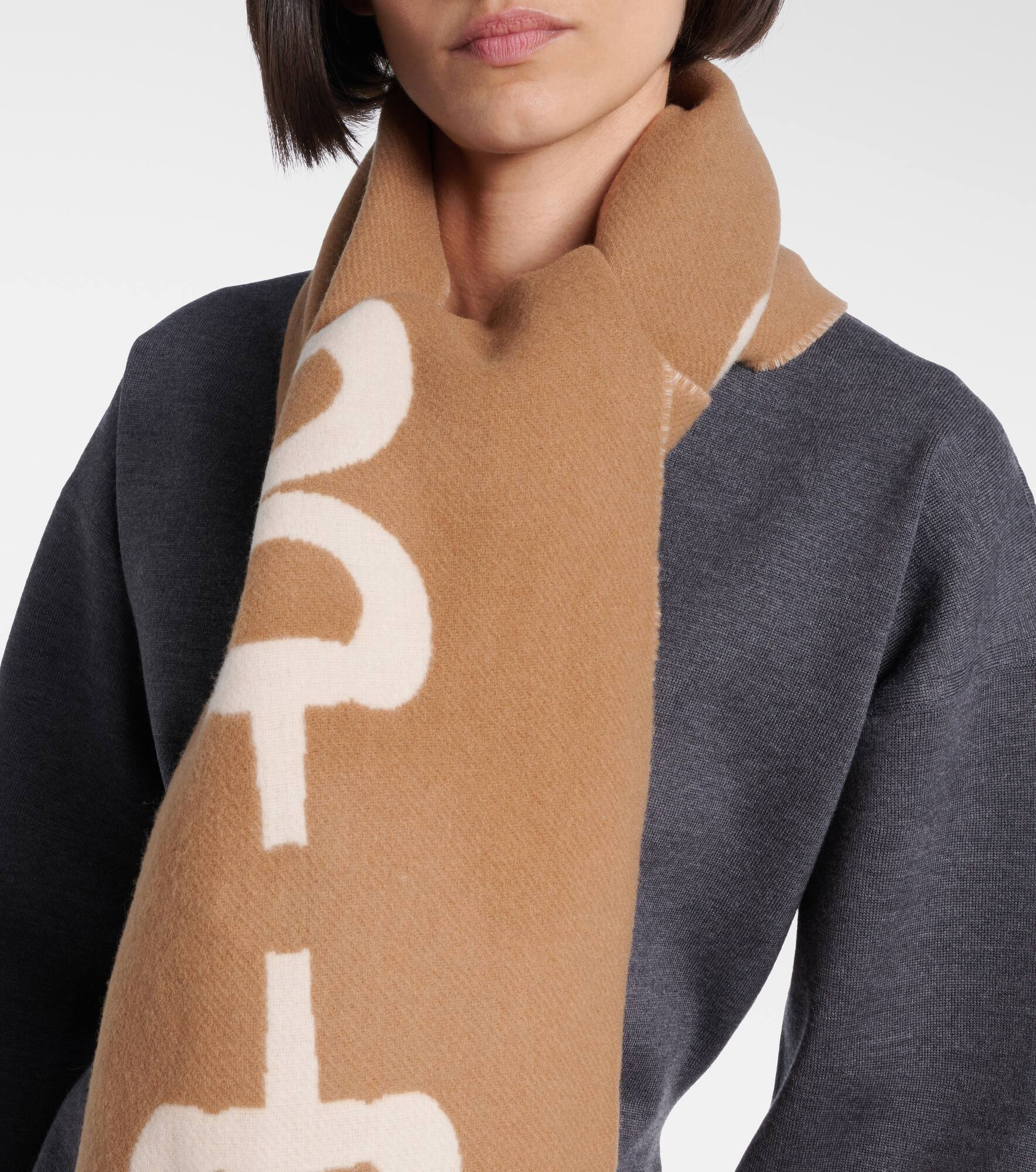Wool and cashmere scarf - 3