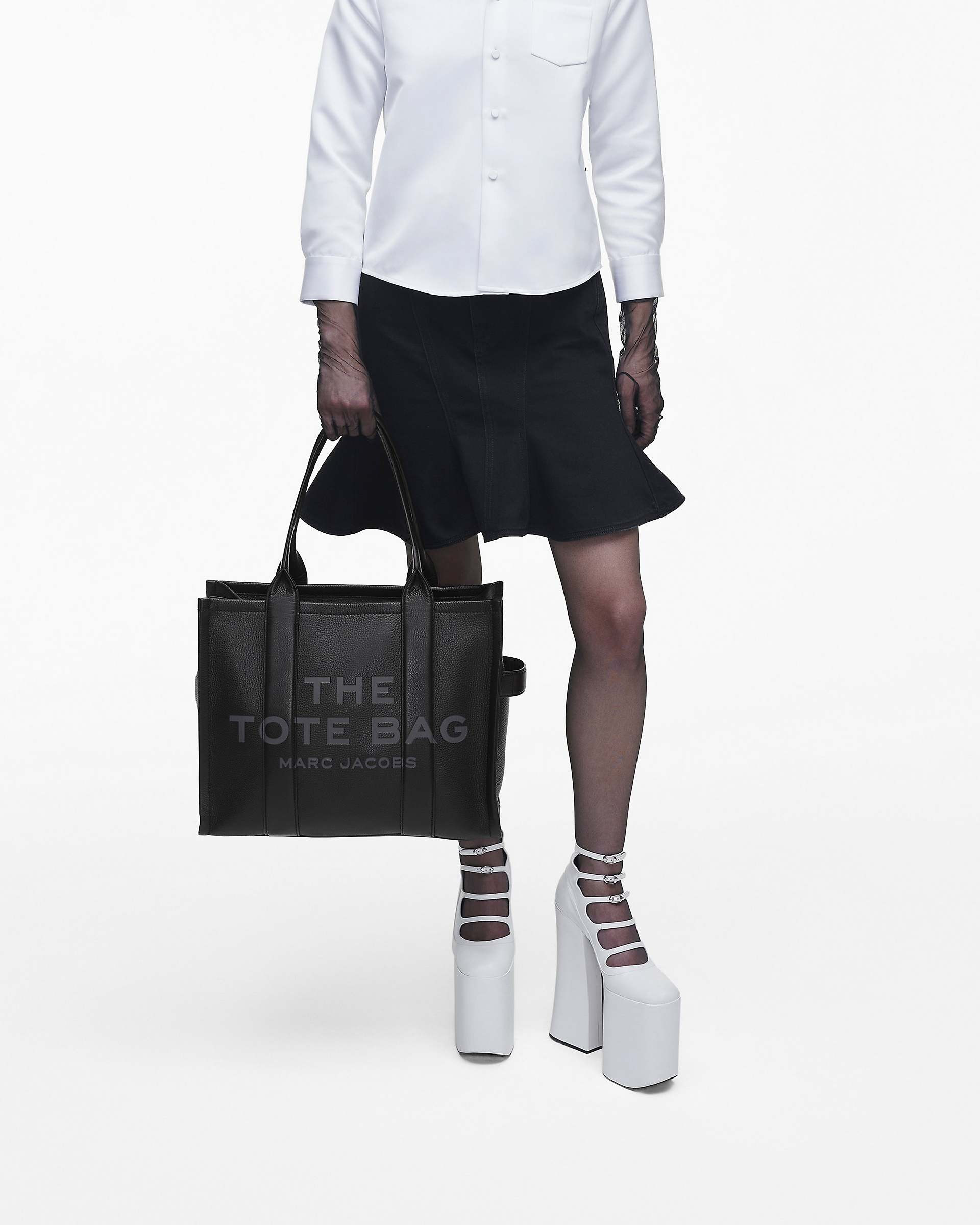 THE LEATHER LARGE TOTE BAG - 8