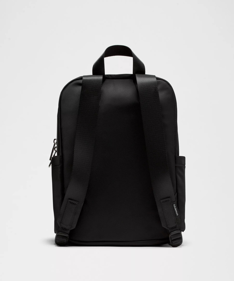 Everywhere Backpack Small 11.5L *Metal Hardware 3