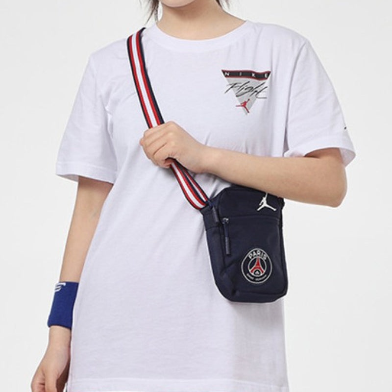 Air Jordan Paris Saint Germain Shoulder Bag 'Navy' JD2123008GS-001 - 3