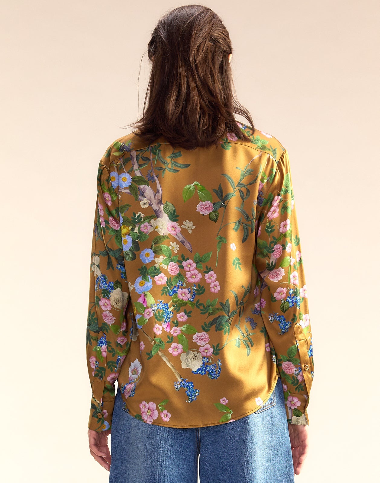 Collectible Silk Shirt - 7