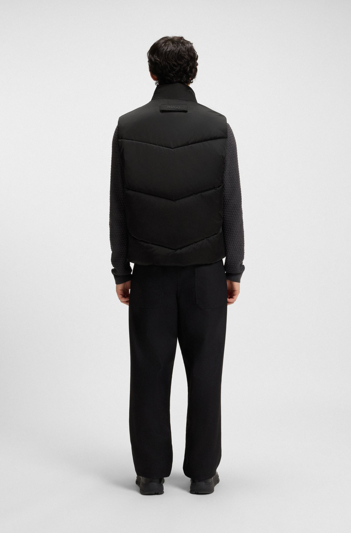 WATER-REPELLENT GILET IN PADDED SATIN - 4
