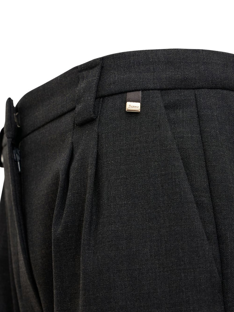 pleated trousers 3
