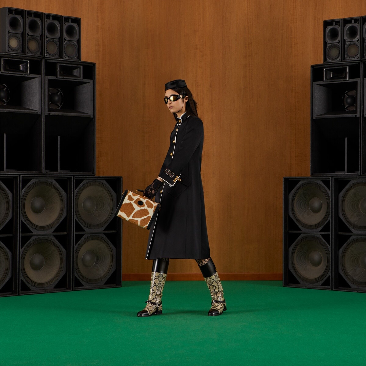 Silk duchesse coat - 2