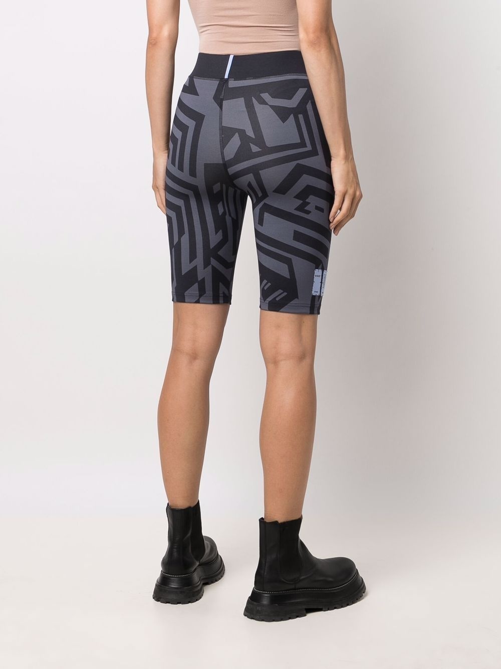 stretch-design abstract print shorts - 4