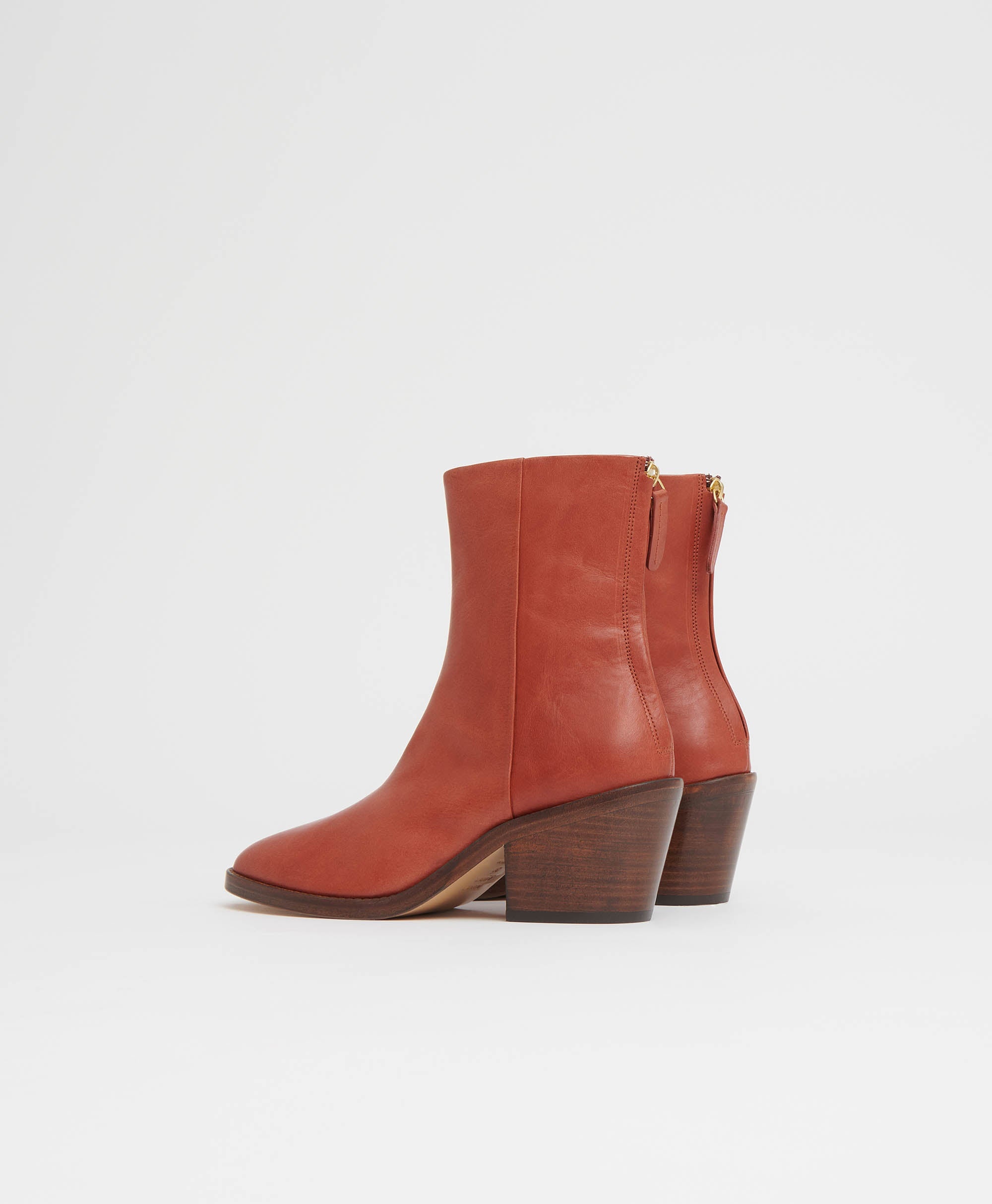 DAY BOOT - 4