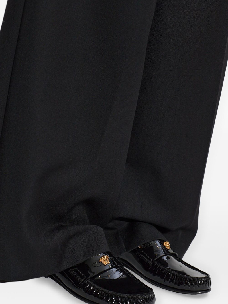 medusa-detail loafers 5