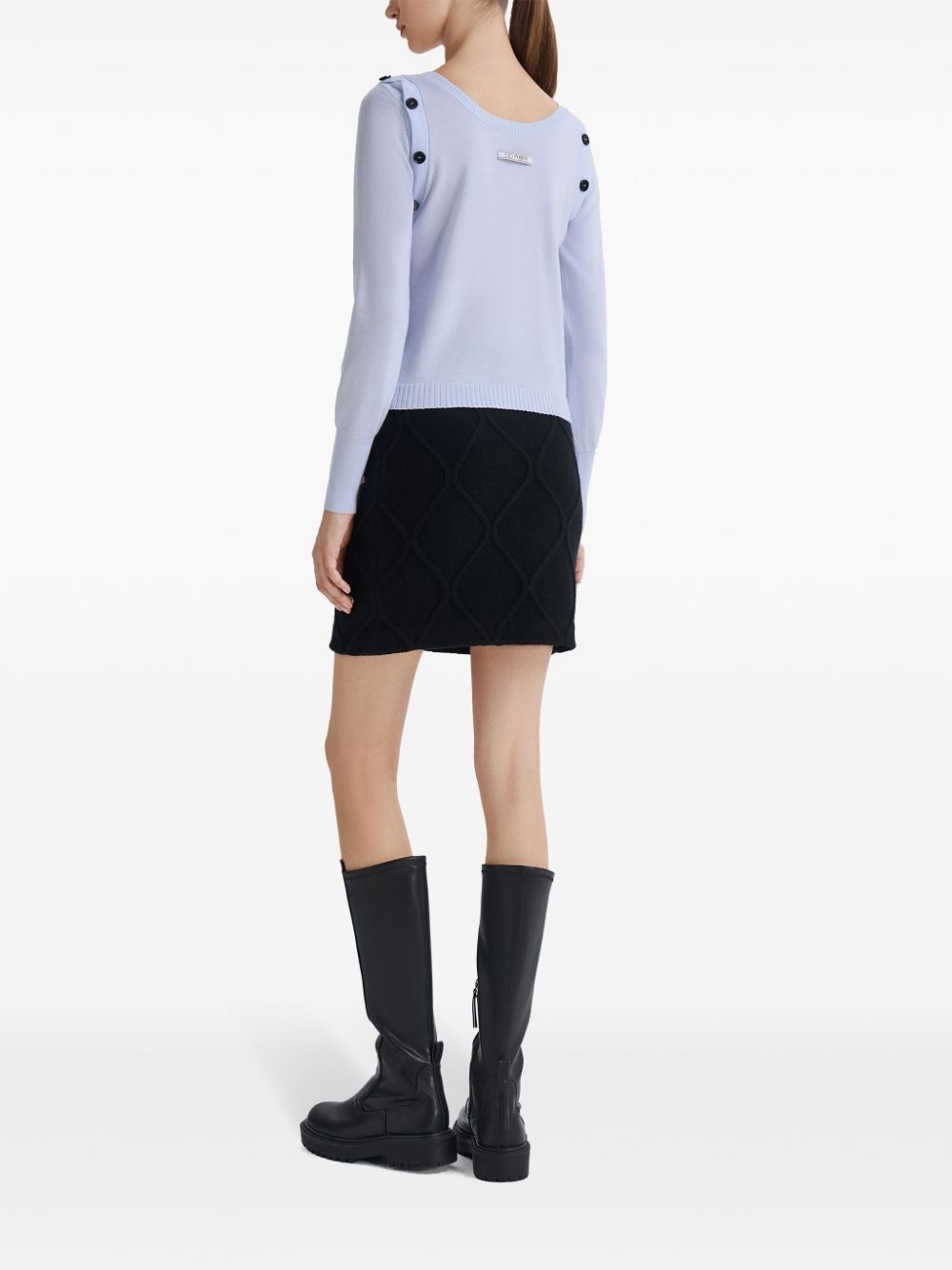 contrast-buttons jumper - 4