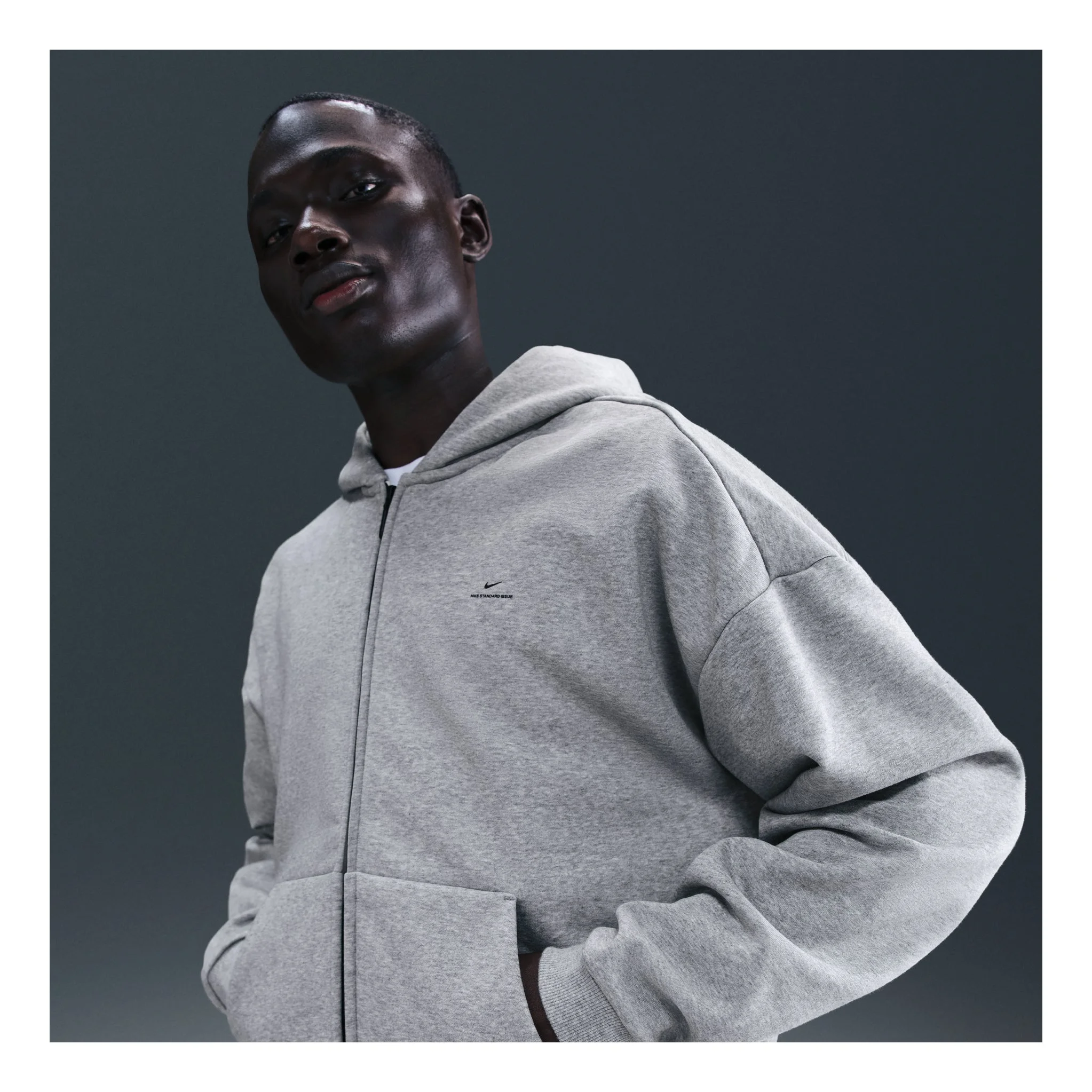 Nike Standard Issue Therma-FIT Full-Zip Hoodie 'Dark Grey Heather' IO3690-063 - 1
