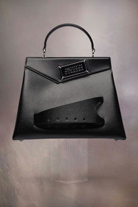 お早めに！【送料込み】Maison Margiela_snatched Classic Bag Maison Margiela - Snatched Classique Small Bag | HBX