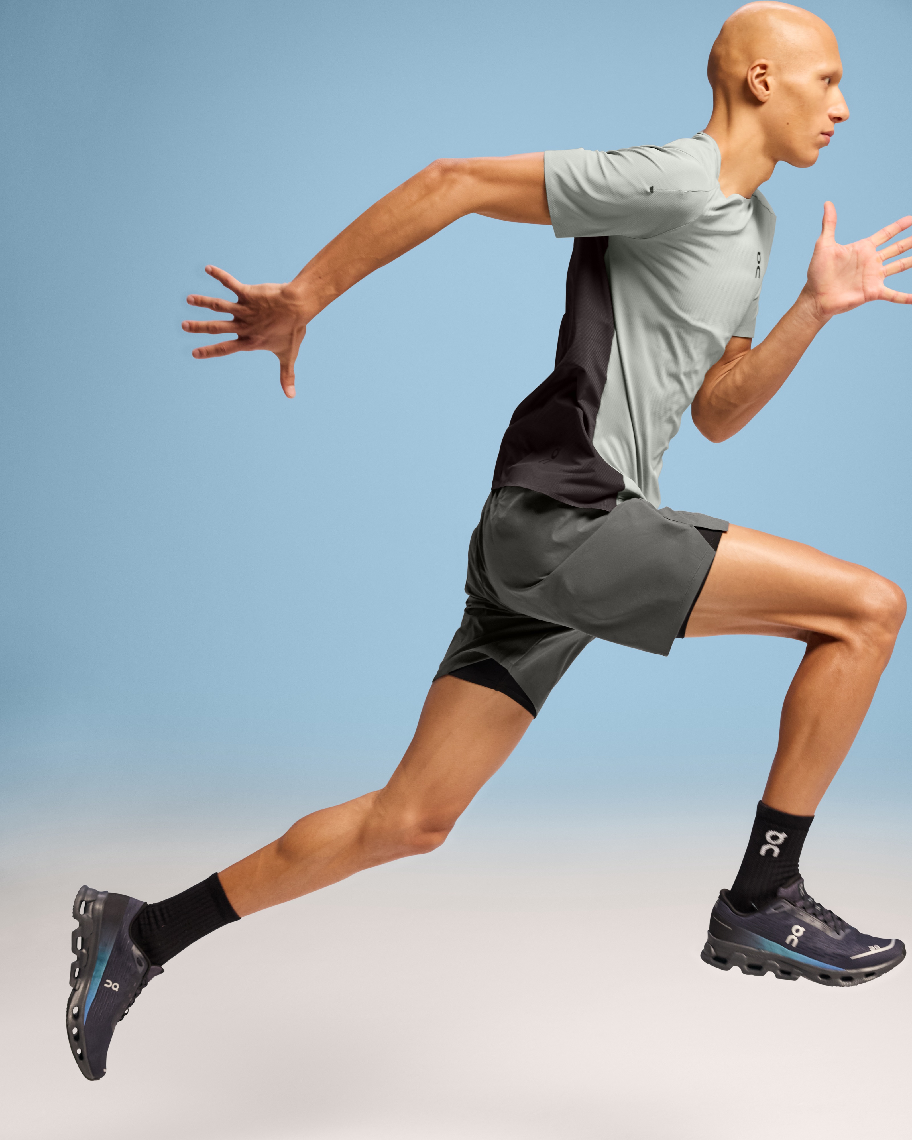 Performance Hybrid Short - 5