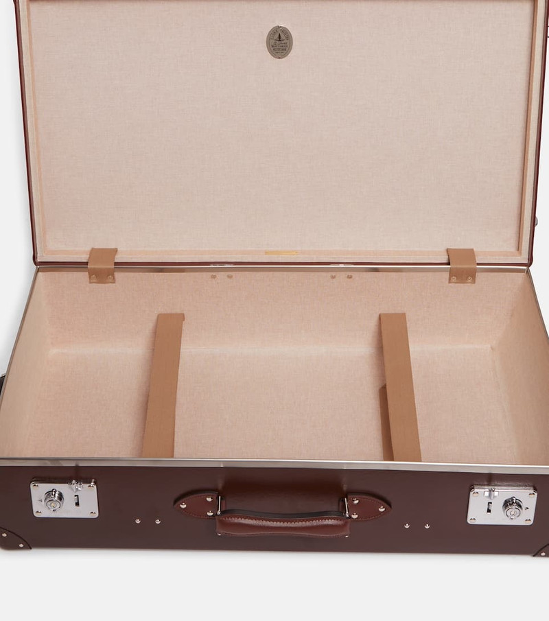 Globe-Trotter Original Large suitcase outlook